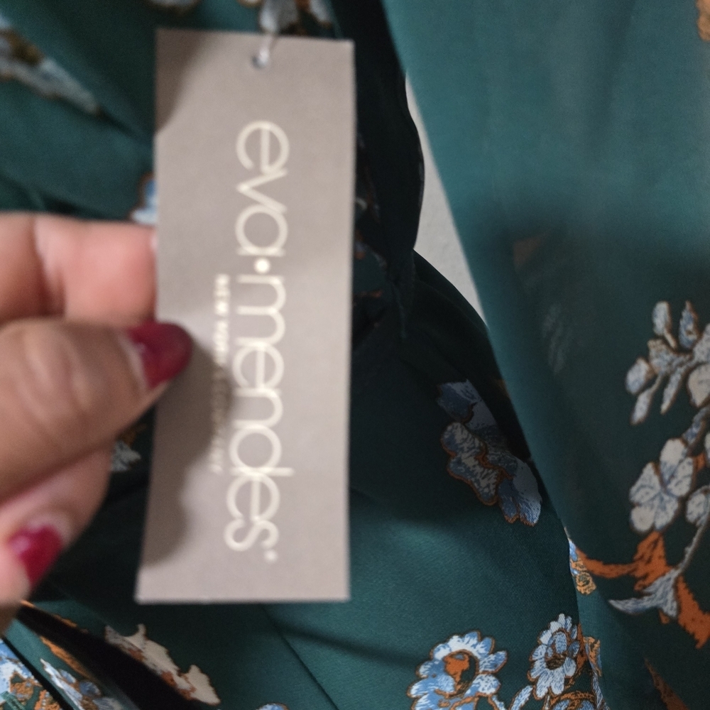 Eva Mendes for New York & Company Teal Floral Robe - Picture 10 of 10